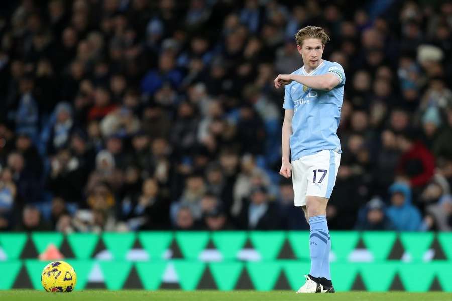 Guardiola hints at De Bruyne playing against Arsenal in Man City clash