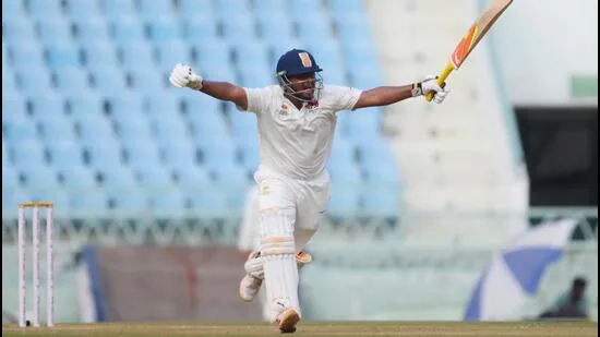 Sarfaraz's double century propels Mumbai to the top position