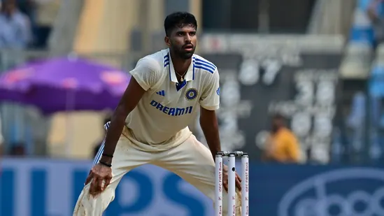 Sunil Gavaskar Throws Plate in Frustration as Washington Sundar Delivers Five No-Balls against New Zealand