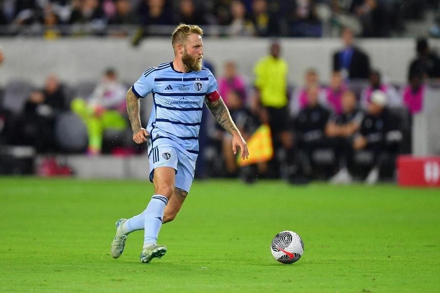 Sporting KC bids farewell to club legends Johnny Russell and Tim Melia