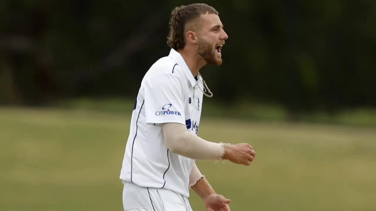 New Signing for Nottinghamshire as Fergus O'Neill Joins for Championship Opener